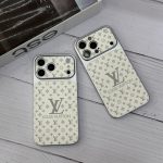 قاب گوشی طرح Louis Vuitton مدل Luxury White Lens – محافظ لنزدار سفید ایفون